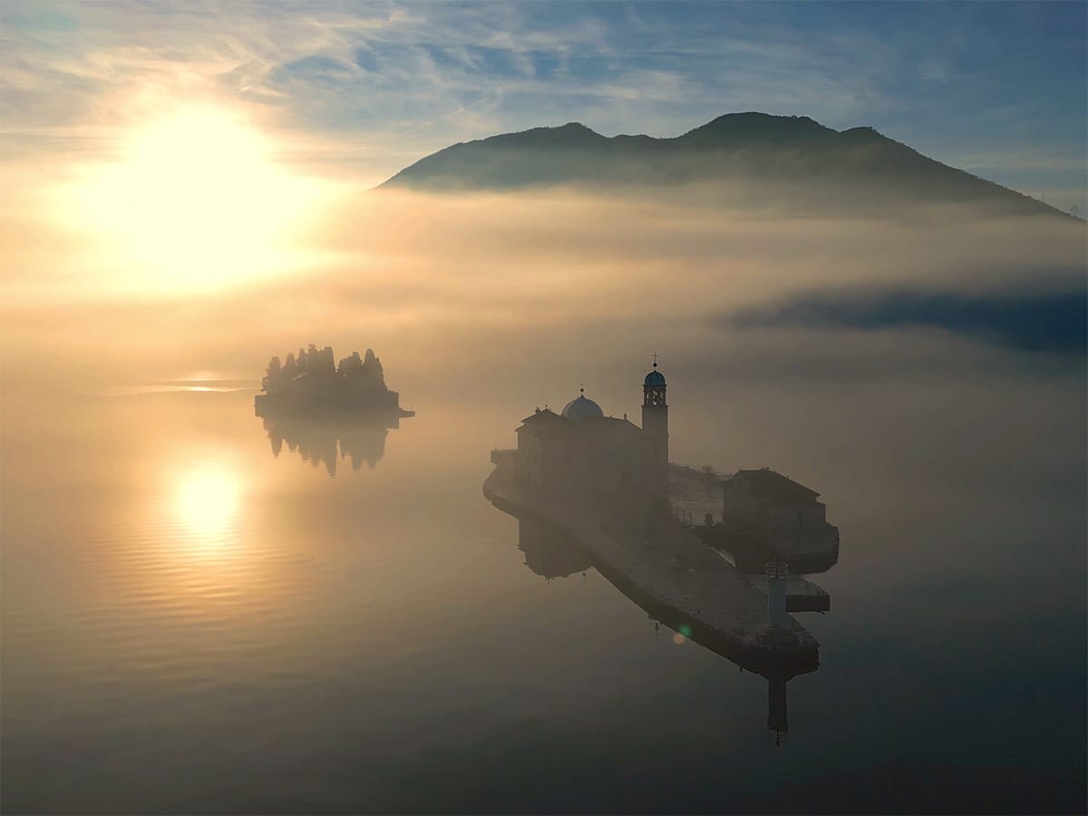 DJI-Drohnen-Videos-Foto-Lady-oft-the-rocks-Montenegro