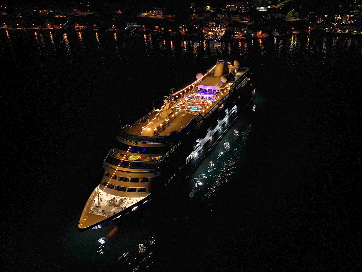 Drohnen-Video-Drohnen-Foto-Kreuzfahrtschiff-Adria-Küste-